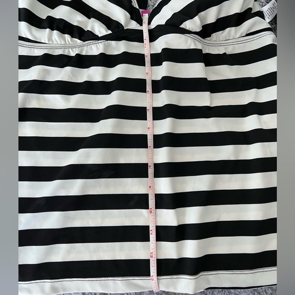 Mossimo Tankini Top - Black and White strips - Maternity - XL - Picture 5 of 8